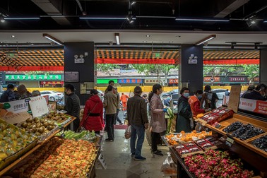 Piața alimentară despre care se spune că ar fi fost focarul inițial al pandemiei | Foto: EPA