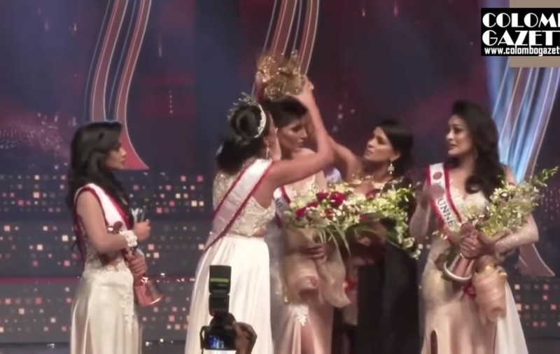 Miss World a fost arestată după ce i-a smuls coroana lui Miss Sri Lanka la festivitatea de premiere