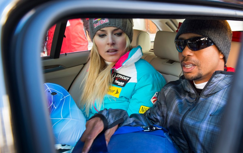 Legendarul Tiger Woods a comis-o din nou! ^A înșelat-o pe blonda Lindsey Vonn cu nevasta unui alt jucător de golf