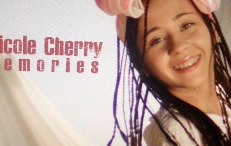 PREMIERĂ LIBERTATEA.RO | Nicole Cherry a lansat teaser-ul videoclipului pentru single-ul de debut "Memories"