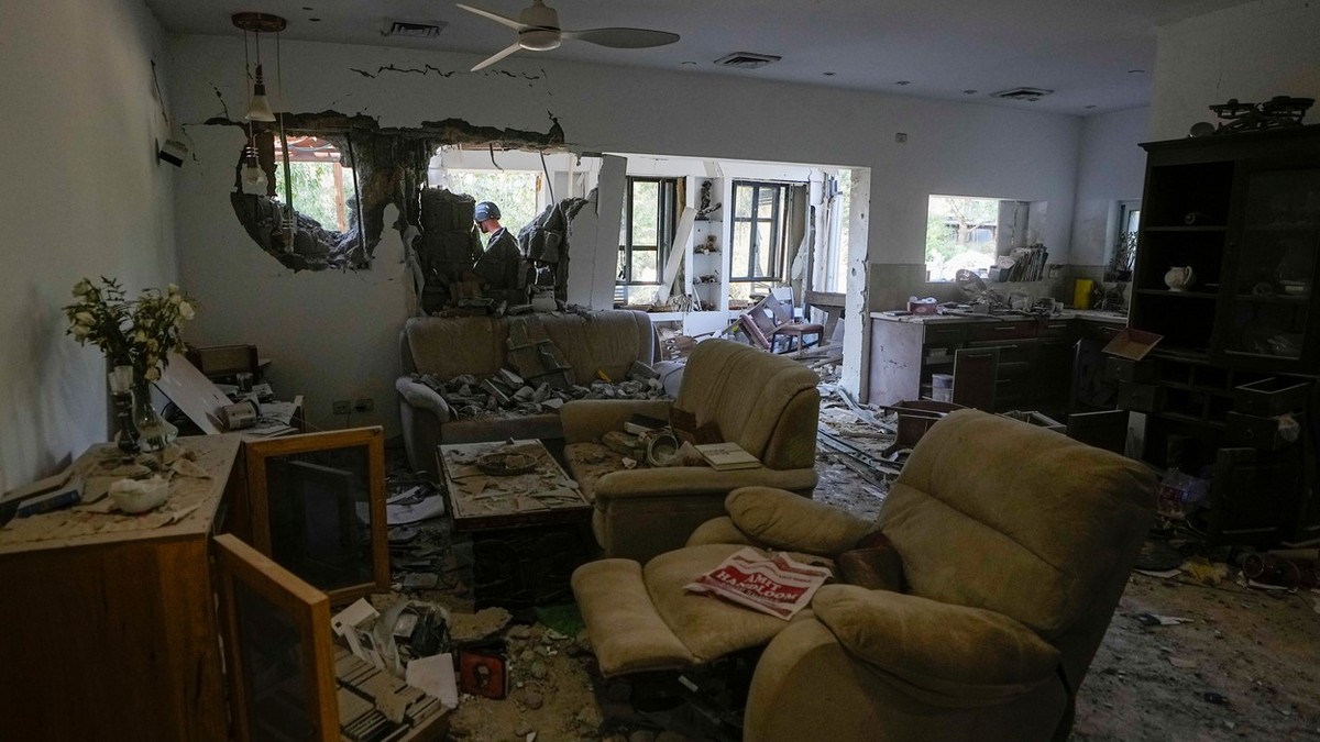 O locuință din kibuțul Be'eri, după ce a fost devastată de militanții Hamas Foto: Profimedia