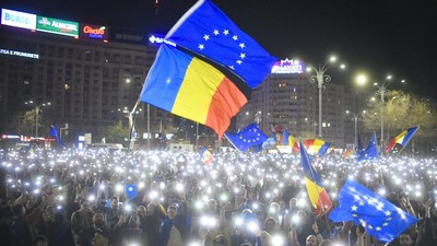 BUCURESTI - PIATA VICTORIEI - MITING - EURO MANIFEST