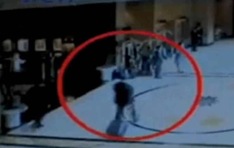 Video / Atacurile din Jakarta, surprinse de camerele de supraveghere