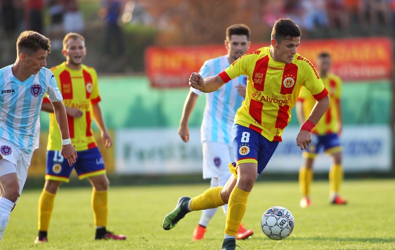 Liga 2, etapa 5. Mioveni - Pandurii 0-4! Ripensia, remiză la Brăila. UTA, bătută. Luceafărul a spus ”pas”. Clasament