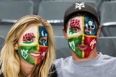 epa06014448 Lions supporters smiles during the rugby match between the Blues and the British and Irish Lions at Eden Park in Auckland, New Zealand, Wednesday, 07 June 2017. EPA/DAVID ROWLAND AUSTRALIA AND NEW ZEALAND OUT