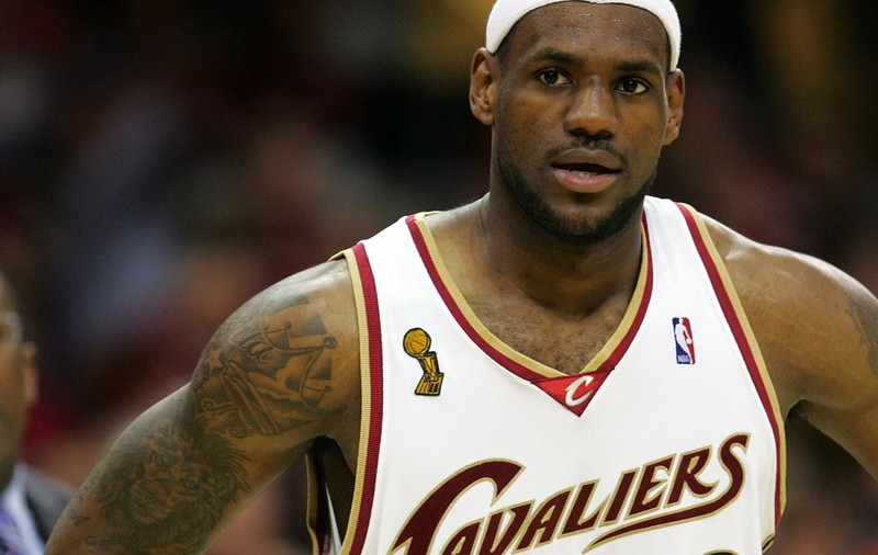 LeBron James a marcat 38 de puncte în meciul cu Bulls și l-a egalat pe Michael Jordan