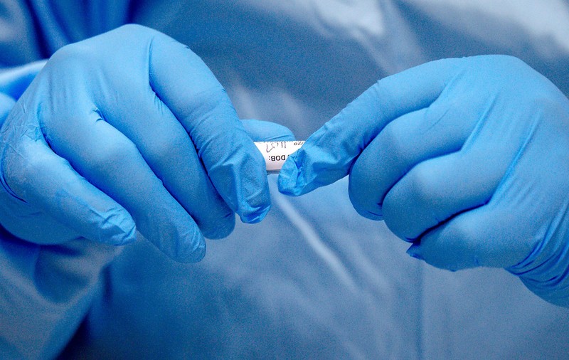 Medicii și Ministerul Sănătății avertizează asupra unui pretins “kit anti-COVID” promovat pe rețelele sociale