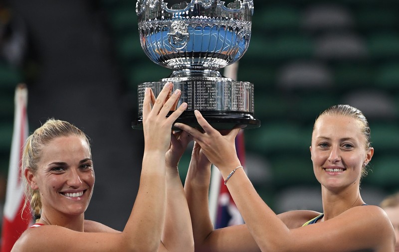 Kristina Mladenovic și Timea Babos au câștigat Australian Open la dublu