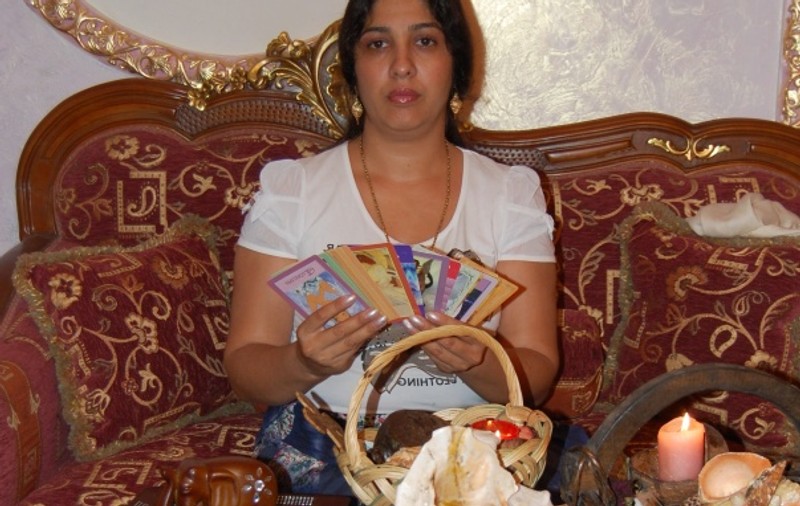Exclusiv | Vrăjitoarea Sultana: ”Huidu şi-a atras nişte blesteme cumplite”. Vezi de la cine!