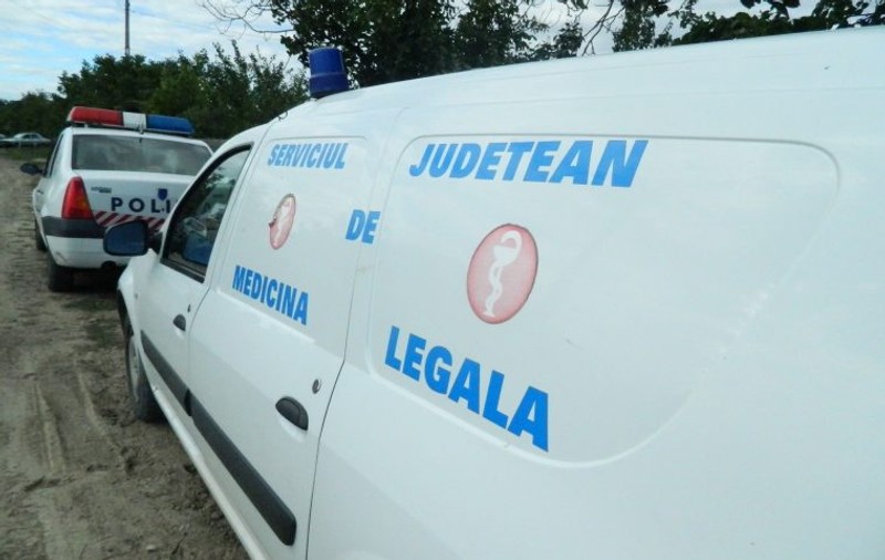 Un bărbat mort și devorat de animale a fost descoperit la câteva sute de metri de propria casă