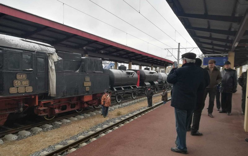Un bărbat și-a bătut nevasta pe peronul gării din Buzău până a lăsat-o inconștientă! Motivul a fost incredibil