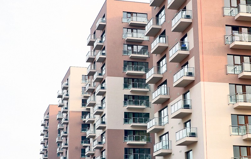 Constructorii de locuinţe care pun centrale pe gaz trebuie să dovedească primăriei că sunt mai eficiente decât termoficarea