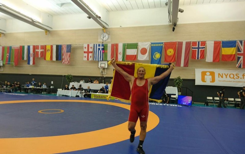 Lupte. Veteranii au adus României două medalii de aur la Campionatele Mondiale