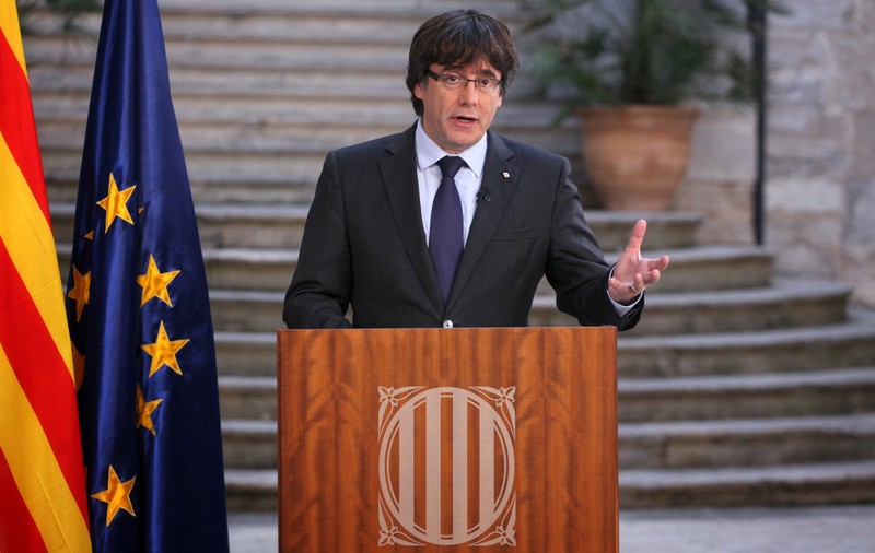 Carles Puigdemont renunță la preluarea președinției Cataloniei
