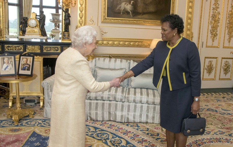 Barbados și-a ales primul președinte femeie din istorie, după înlăturarea reginei Elisabeta a II-a din poziția de șef al statului