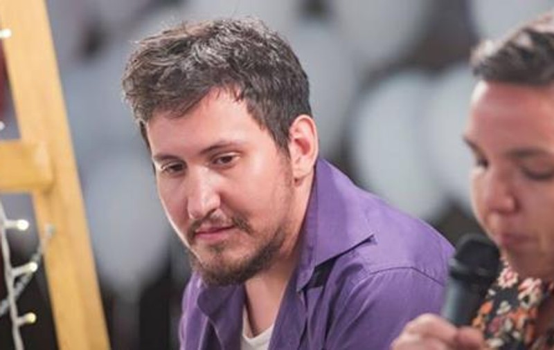 Poetul Adrian Diniş a murit la doar 32 de ani. Un accident vascular l-a ucis