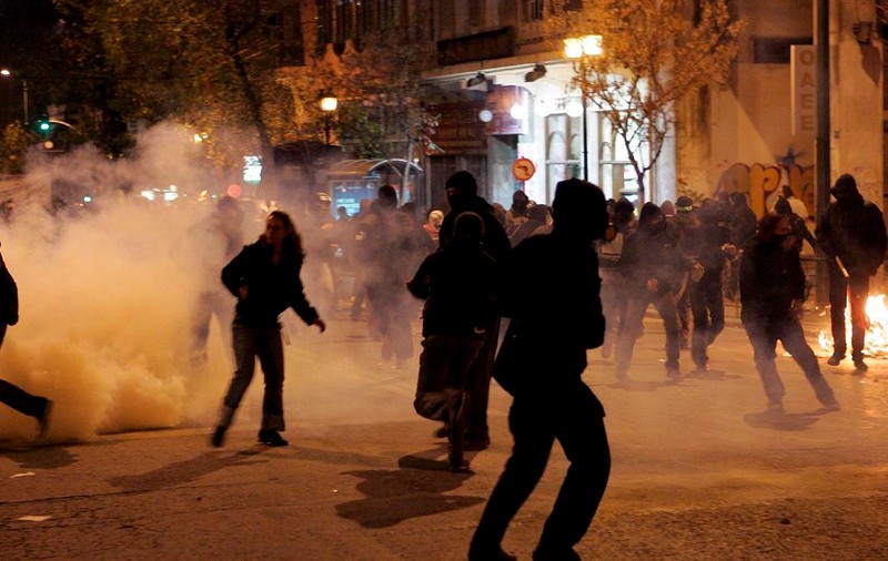 Ciocniri între anarhişti şi poliţişti la Atena
