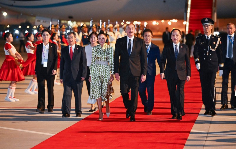 China întinde covorul roșu pentru Putin și Modi, pe fondul tensiunilor create de politica lui Trump