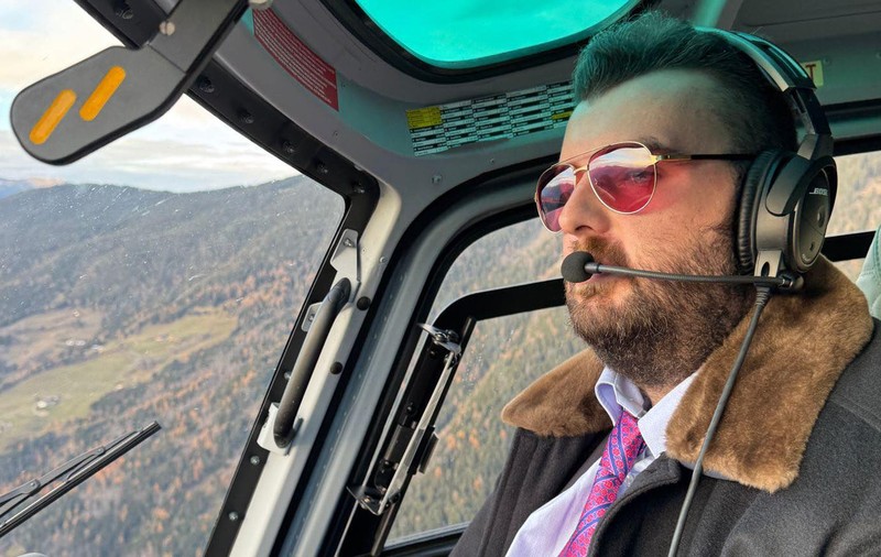 Victor Micula jr, trimis să muncească la mănăstire. Pedeapsa judecătorilor pentru c-a accesat ilegal baza de date a Ministerului de Interne 