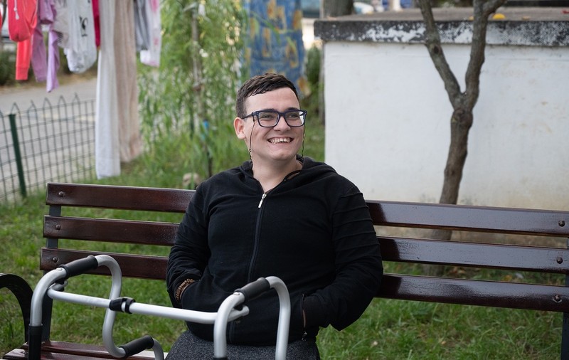 Povestea lui Andrei de la „Visuri la cheie”. A suferit 6 operații: „Sunt un om fericit, chiar dacă sunt așa cum sunt”