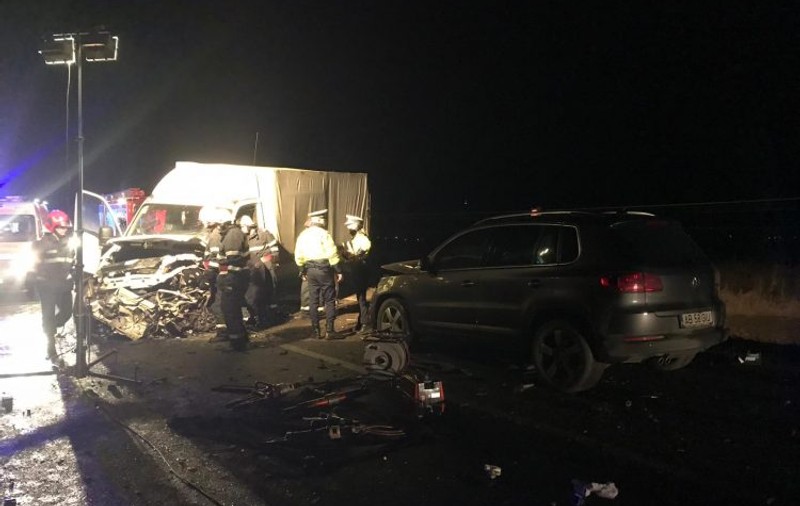 Accident înfiorător în județul Sibiu. Doi oameni au murit și alți trei au fost răniți / FOTO&VIDEO