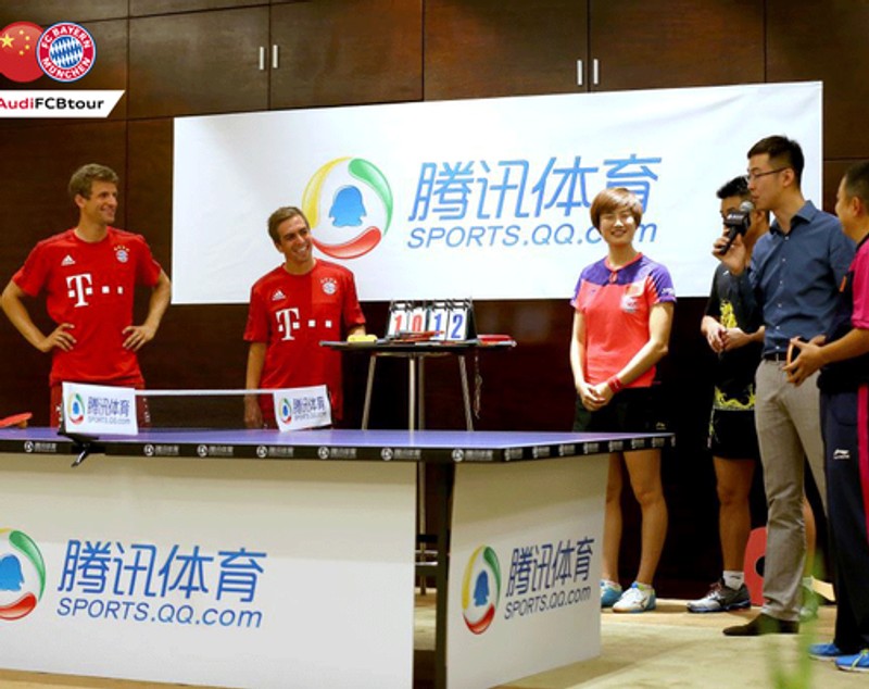 Thomas Muller şi Philipp Lahm au făcut spectacol în China, la tenis de masă / GALERIE FOTO&VIDEO