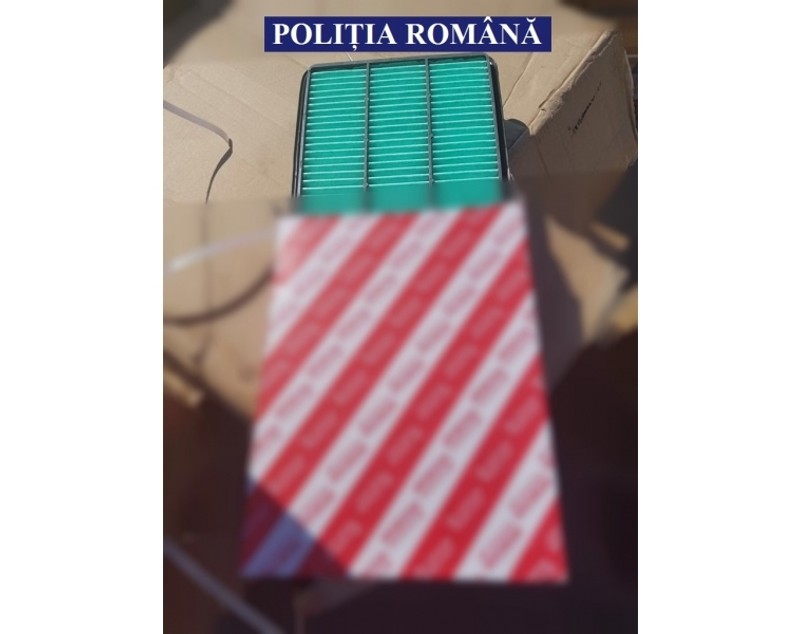 Produse contrafăcute, provenite din China, confiscate în Portul Constanţa Sud-Agigea