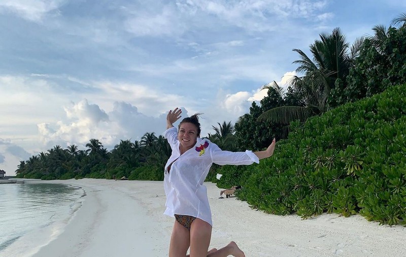 Vacanță exotică pentru Simona Halep. A plecat în vacanță într-o stațiune ținută secretă, iar primele poze au și apărut pe rețelele de socializare