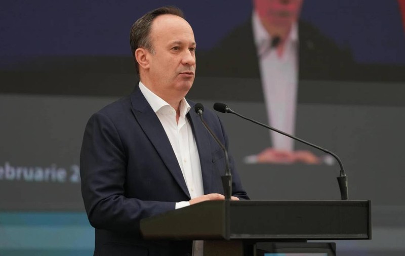 Adrian Câciu, în al 14-lea ceas, spune că nu există curajul de a se aplica o cotă unică de 16% pentru tot sau să se impoziteze cheltuielile firmelor mari