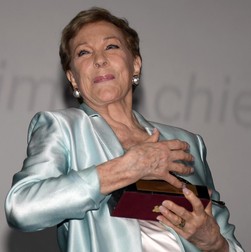 Julie Andrews a fost premiată pentru întreaga carieră (EPA)
