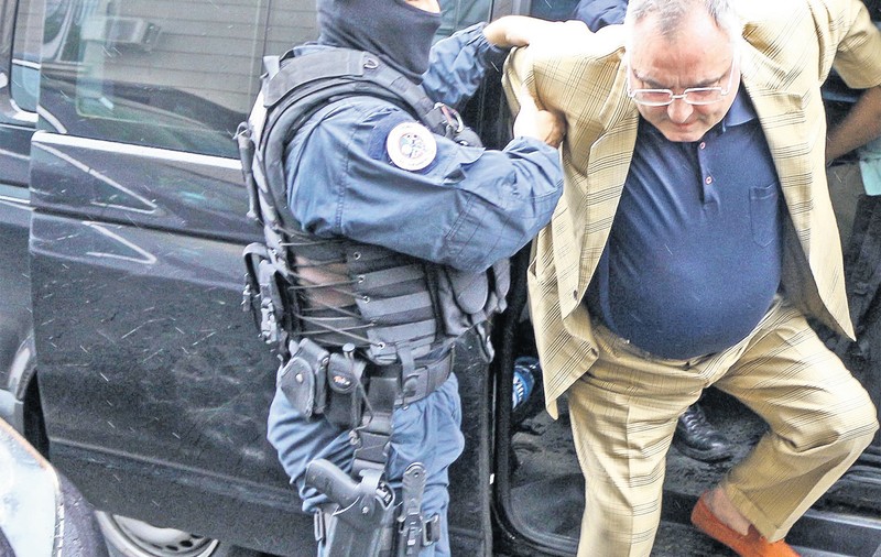 RĂSTURANARE DE SITUAŢIE! Milionarul Adamescu, ARESTAT PENTRU DARE DE MITĂ