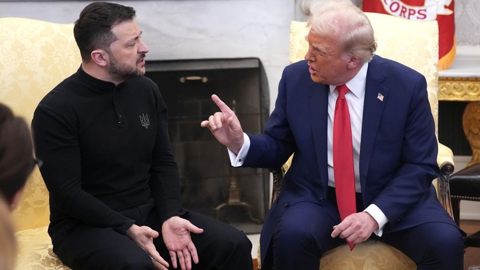 Donald Trump îl atacă dur pe Volodimir Zelenski, acuzându-l că blochează pacea în Ucraina. Foto: Getty Images
