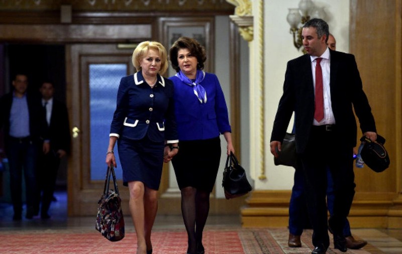Lovitură pentru Viorica Dăncilă. Nominalizarea Rovanei Plumb pentru postul de comisar european nu s-a făcut conform legii. Premierul a ignorat informarea Parlamentului