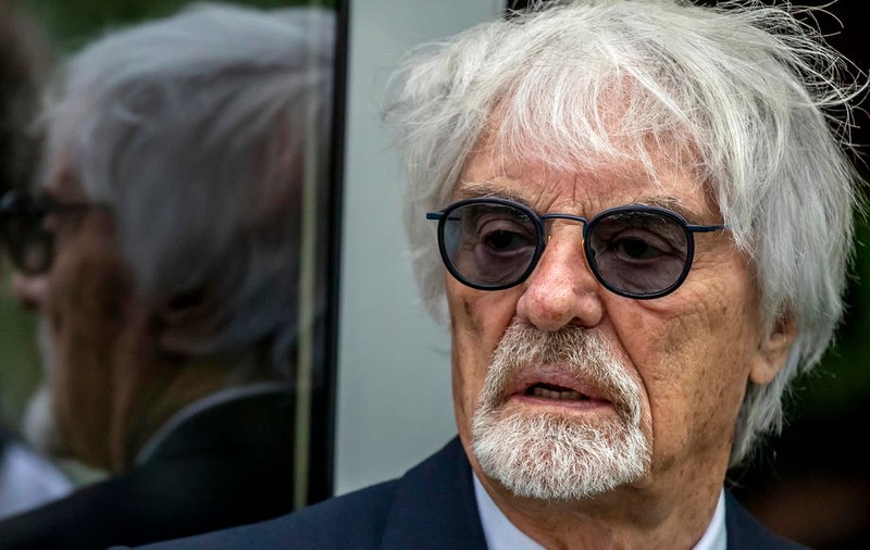 Fostul șef al Formulei 1, Bernie Ecclestone, a fost arestat în Brazilia. De ce este acuzat miliardarul