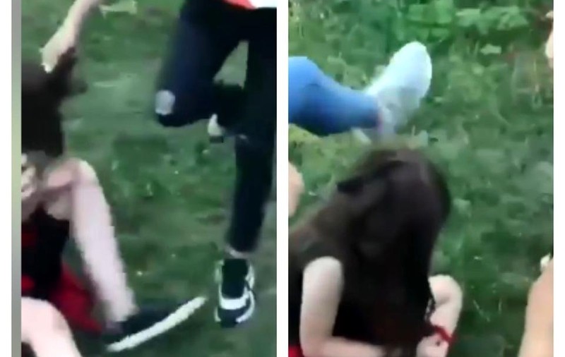 Tatăl fetei de 14 ani, reținută după ce a bătut o adolescentă, crede că aceasta a fost pedepsită prea aspru: „Mă duc eu în locul ei”
