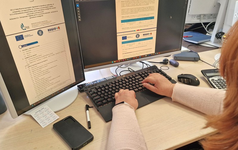 Milioane de euro din fonduri UE, pentru localități din Harghita. Cum se digitalizează administrația locală din Ținutul Secuiesc