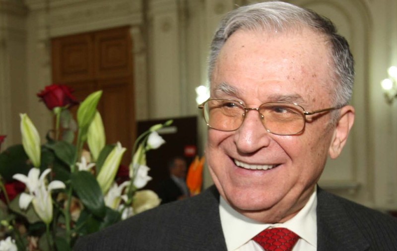 „Măi, animalule!” Primirea de care a avut parte Ion Iliescu la Iași în 2011