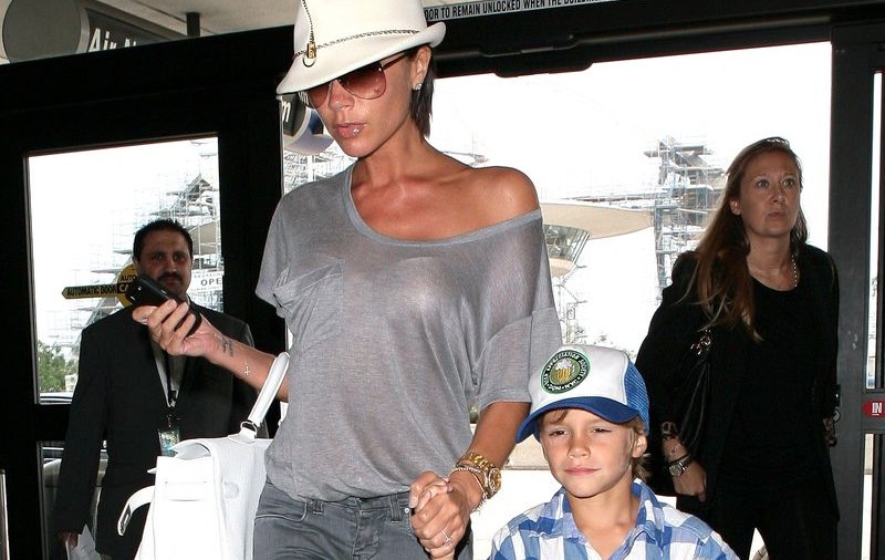Victoria Beckham s-a săturat de băieţii ei şi nu mai vrea copii