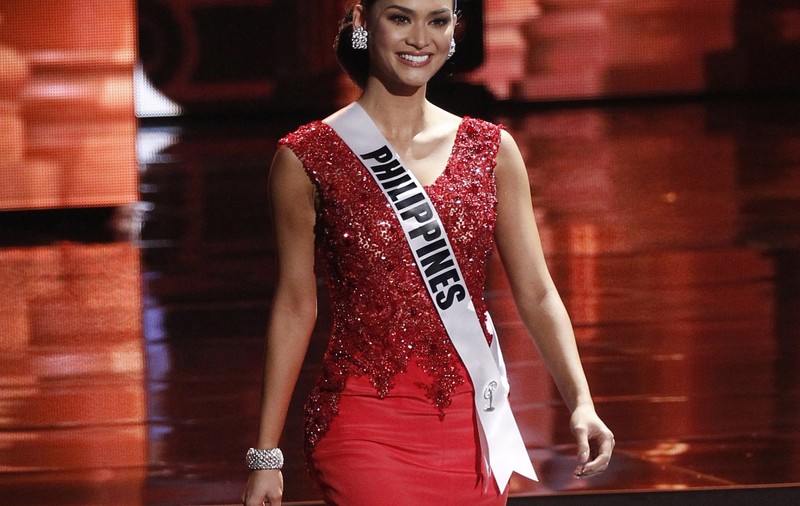 Miss Univers, următoarea fată Bond? Ce a declarat Pia Alonzo Wurtzbach | FOTO&VIDEO