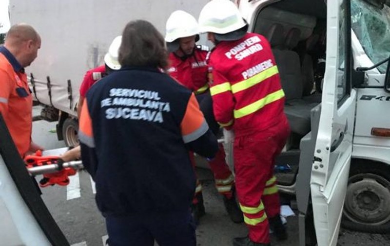 O femeie care nu purta centura de siguranță a scăpat cu viață, la Gura Humorului. Cum a fost posibil