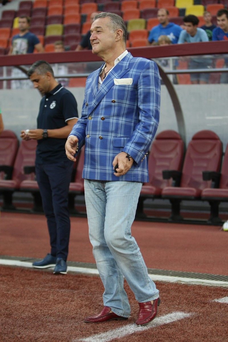 Becali a mai anunțat un „transfer” pentru care nici n-a demarat negocierile FOTO: Vlad Chirea