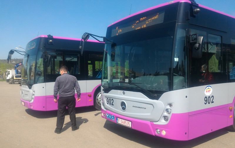 Autobuze cu wifi, camere video şi sistem audio de informare a nevăzătorilor în staţii, la Cluj