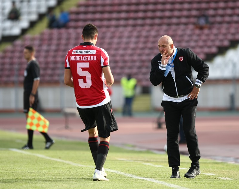 Liga 1, etapa a 11-a (restanță). Dinamo - Concordia. Lovitură de teatru în Ștefan cel Mare. Reacții: ”Nu trebuie să mai ieșim din casă” | FOTO&VIDEO