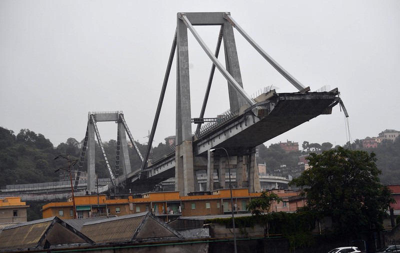 FOTO / Cine erau oamenii care au murit în tragedia din Italia