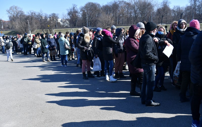 ONU: 10 milioane de oameni din Ucraina și-au părăsit casele din cauza războiului „devastator”