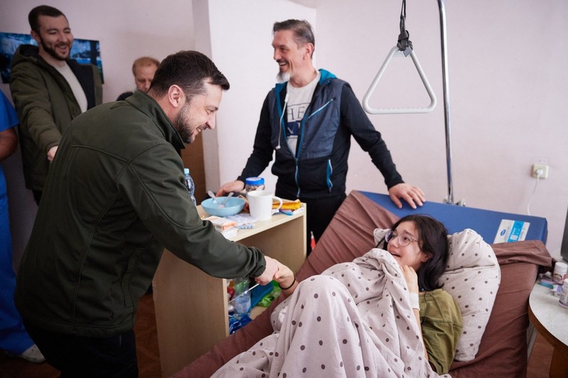 Katia a plâns când a dat mâna cu președintele Zelenski. Apoi, atmosfera s-a mai destins.