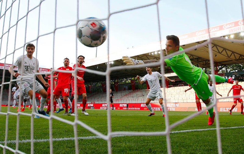 Bayern Munchen reia sezonul cu o victorie în deplasare