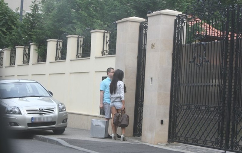 Foto | În ce palat s-a mutat Bahmu!