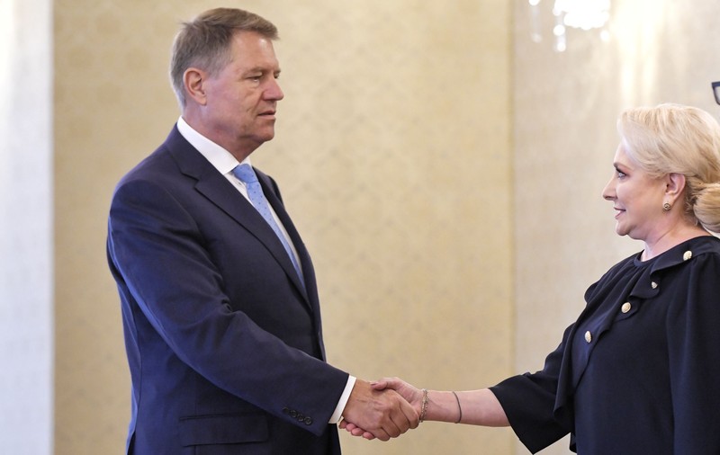 Rareș Bogdan susține că Viorica Dăncilă va trece de la „victimizare la penibilizare”, dacă va merge la dezbaterea anunțată de Iohannis