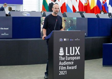 Alexander Nanau, la discursul din Parlamentul European. Foto: EPA